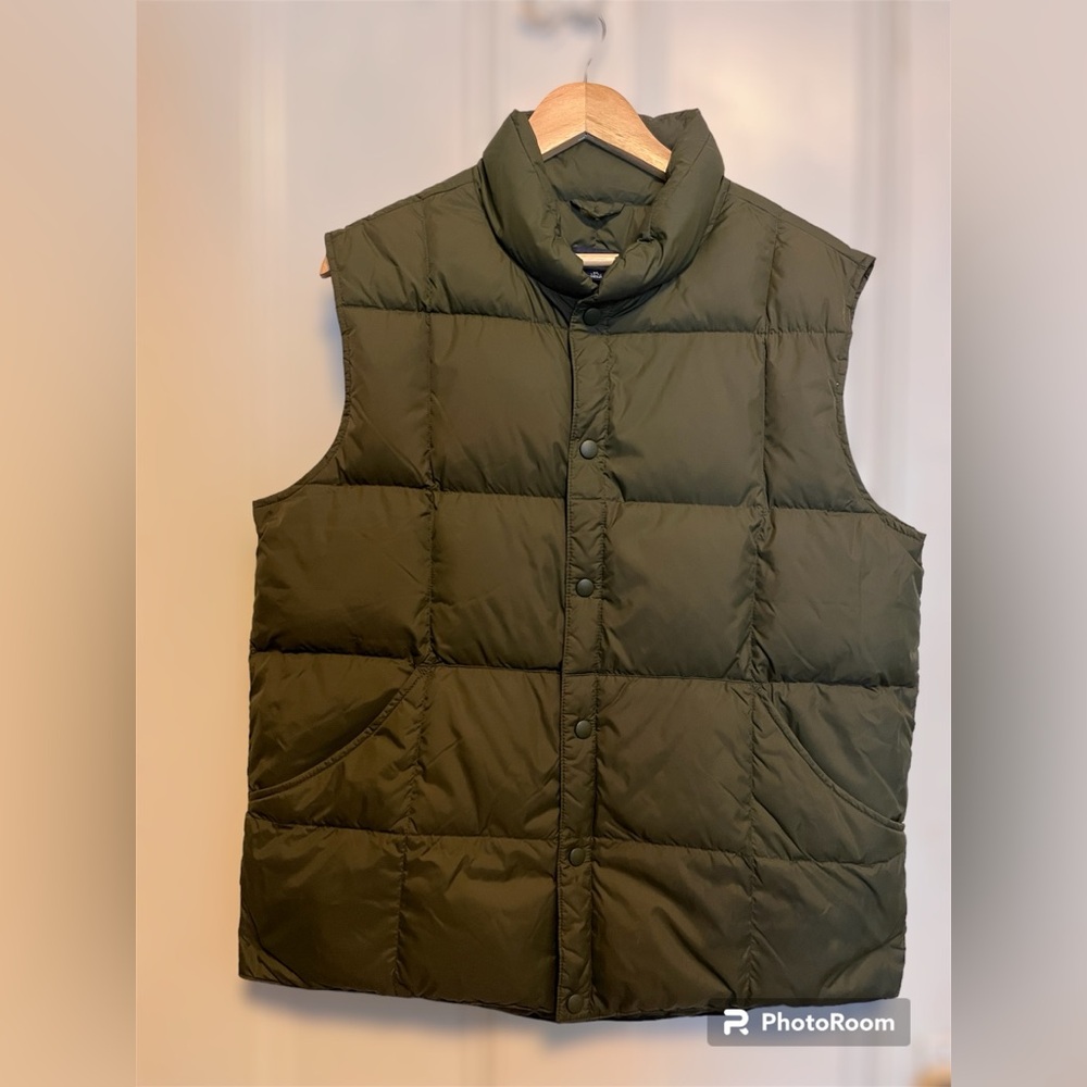 Lands' End Dark Green Puffer Down Vest, Men
